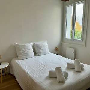 chaleureux-appartement-entre-lac-et-montagne.hotels-rhonealpes.com/
